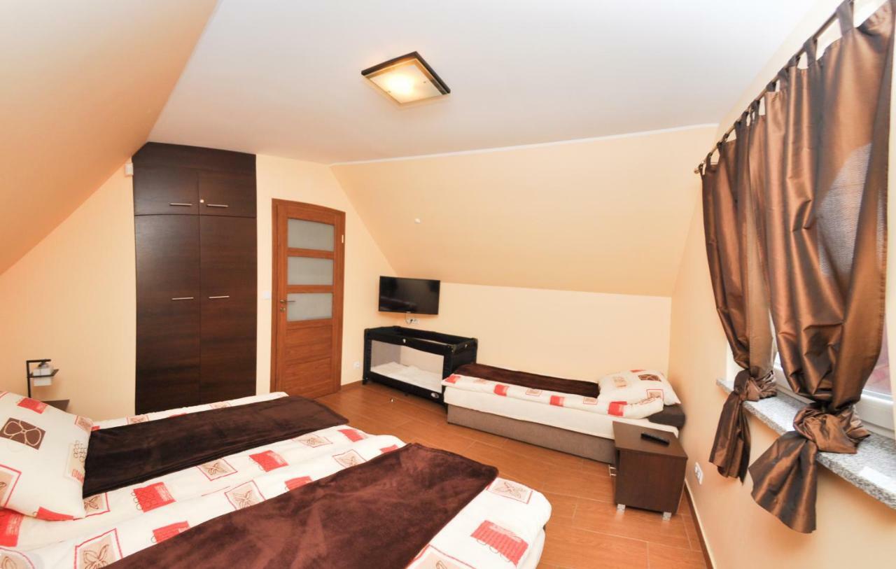 Ferienhaus Holiday Home Domki Raj ยารอสวาเวียซ ภายนอก รูปภาพ
